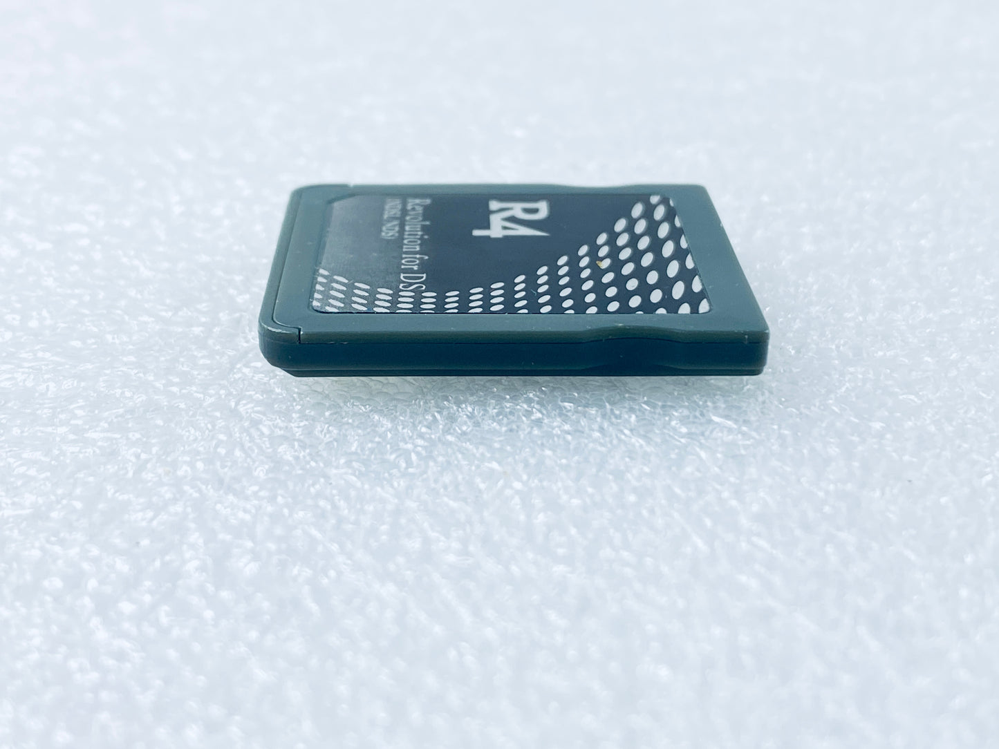 R4 Revolution For DS (NDSI/DS) Cartridge Only