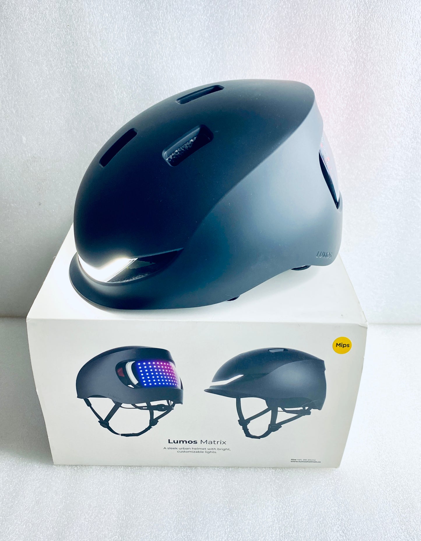New Other Lumos Matrix Size M/L Bluetooth Charcoal Black Smart Helmet W/ Remote
