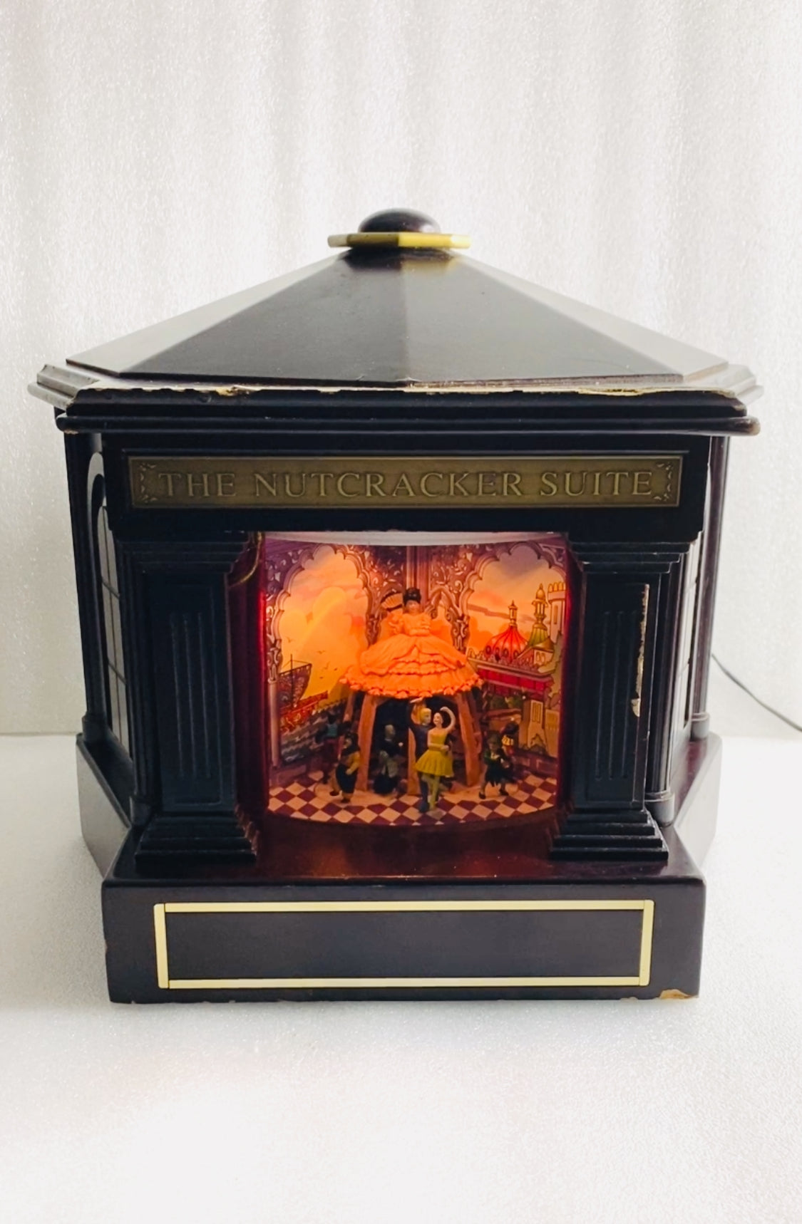 Mr. Christmas Gold Label The Nutcracker Suite Animated Musical Theater Box