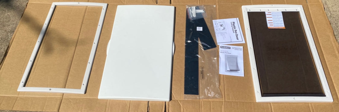 New Other PetSafe Plastic Pet Door for Extra Large Dogs Weighing Up to 220 lbs