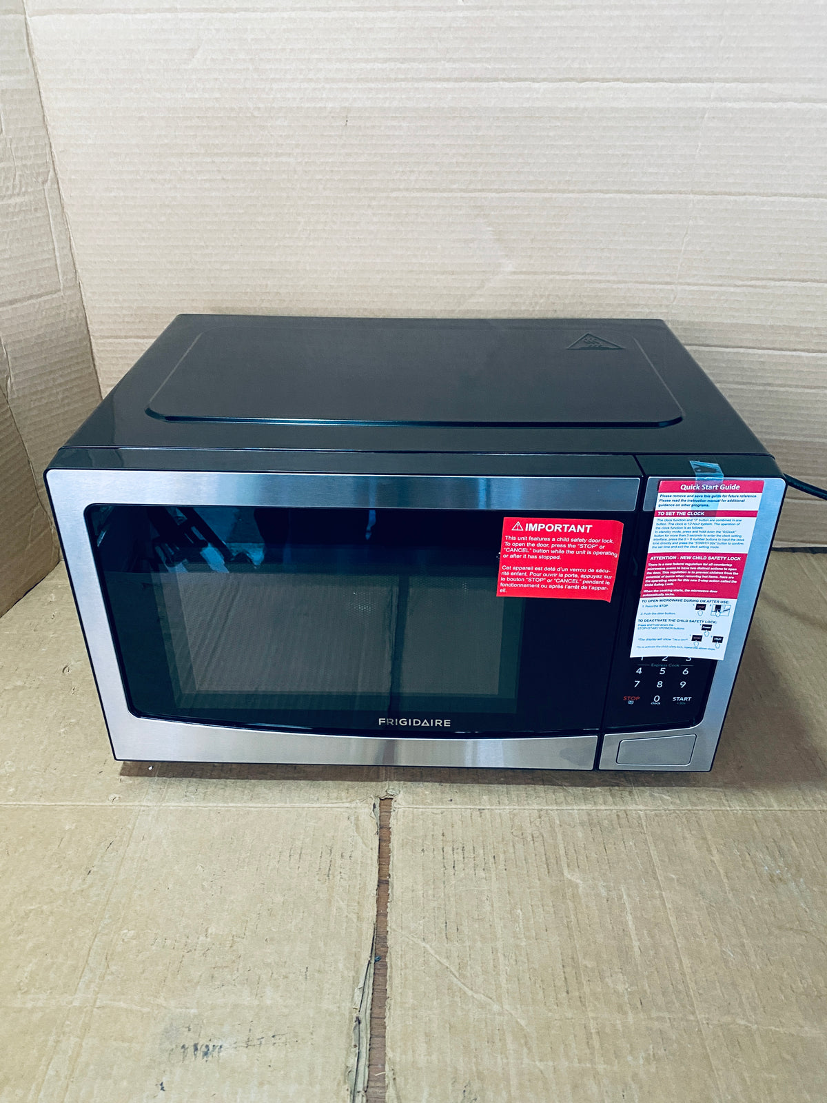 New Other FRIGIDAIRE 1.2 cu ft Microwave, Digital Air Fryer, Convection Oven