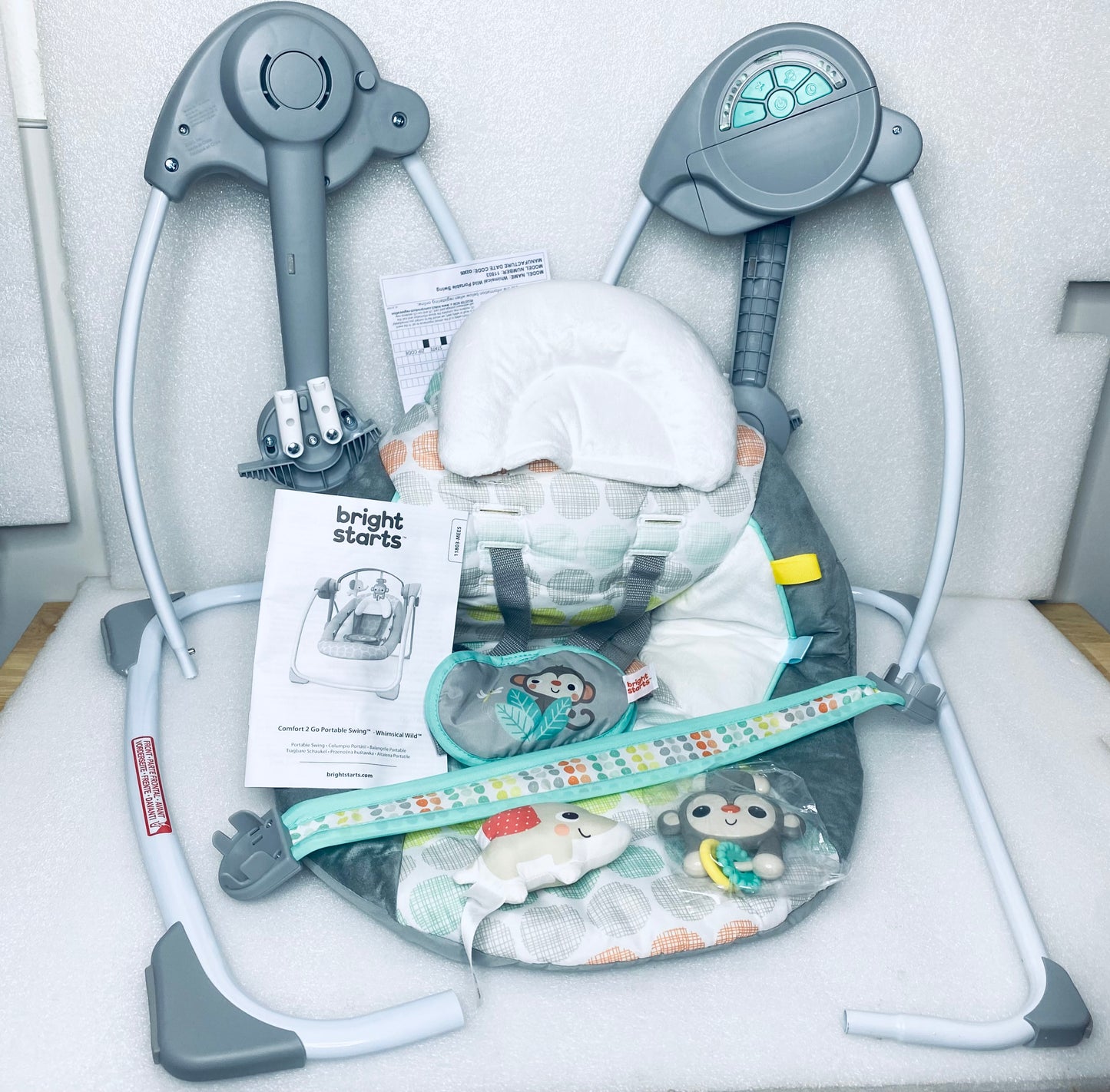 Bright Starts Automatic 6-Speed Portable Baby Swing, Whimsical Wild