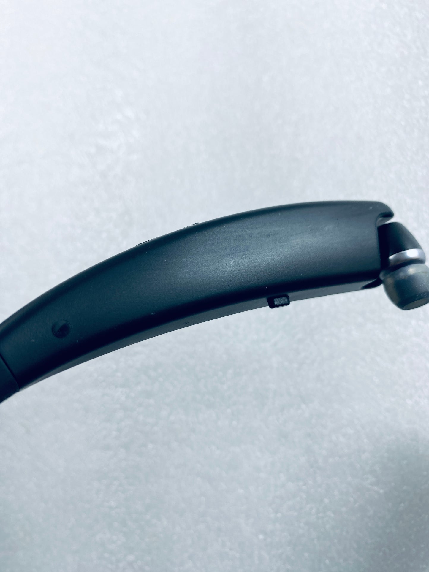 Insignia Wireless Bluetooth In-Ear Headset W/Microphone, NS-CAHBTEB02