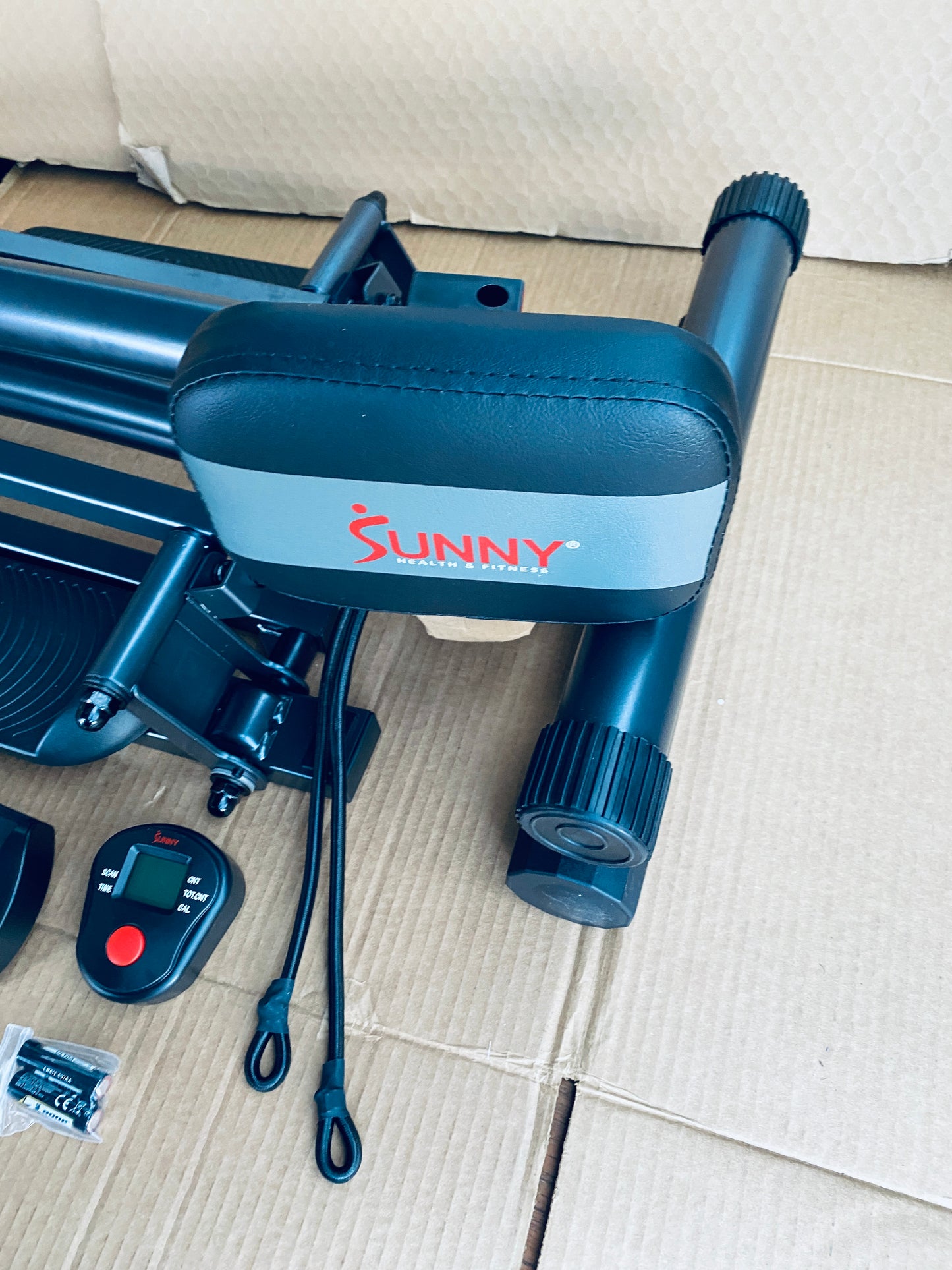 New Other Sunny Health & Fitness Air Walk Trainer Elliptical Glider W/ Bluetooth
