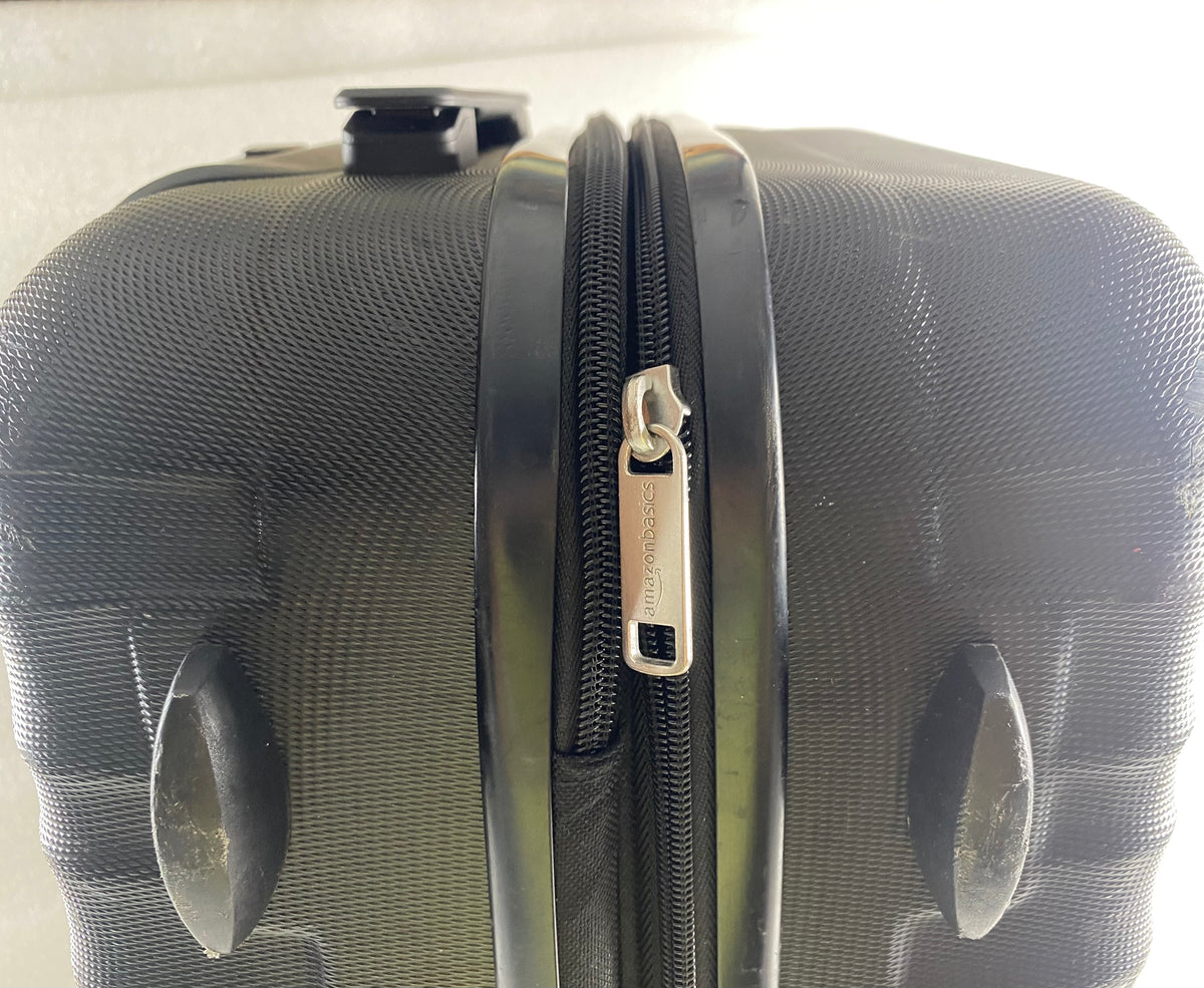 Amazon Basics 21" Hardside Carry-On Luggage with Spinner Wheels, Black