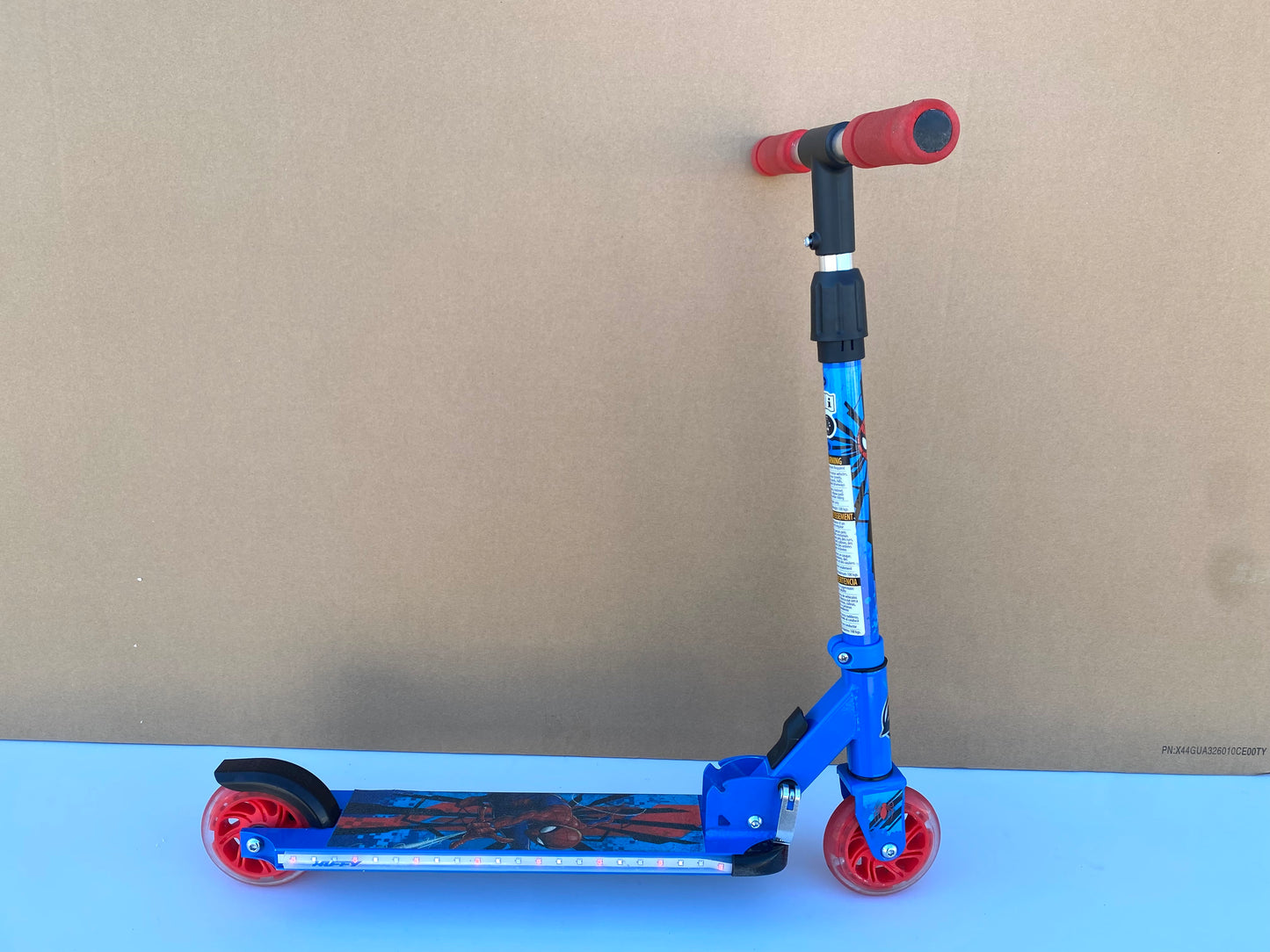 #2 - Huffy Marvel Spider-Man Kids Light Up Scooter - (IN CONDITION AS SHOWN) - (READ)