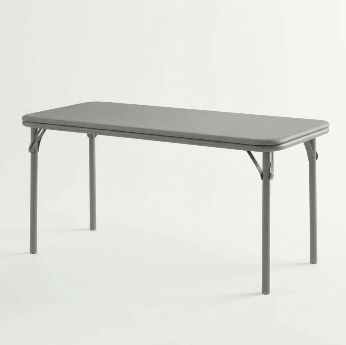 New Other Garvee Kids Grey In/Outdoor Folding Table, 47 1/2" x 20 1/4" x 20 1/4"