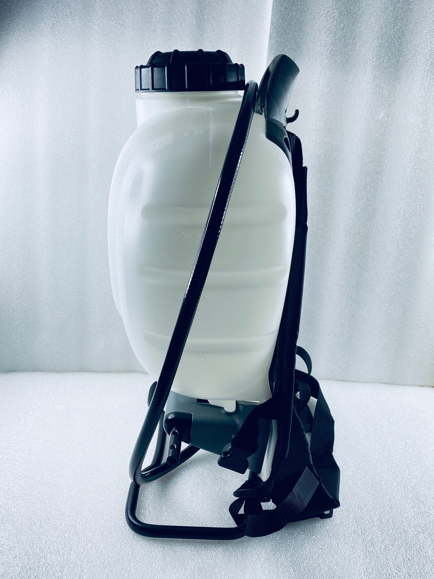New Other Roundup 4Gal Pro No Leak Pump Backpack Sprayer For Herbicides & Weeds