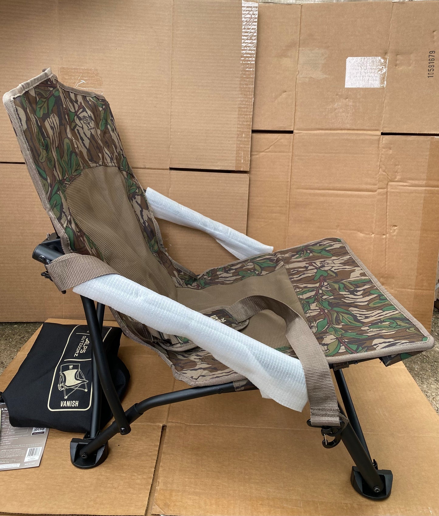 New Other NWTF Vanish Low Profile Outdoor Turkey Chair With Carrying Bag, Camo