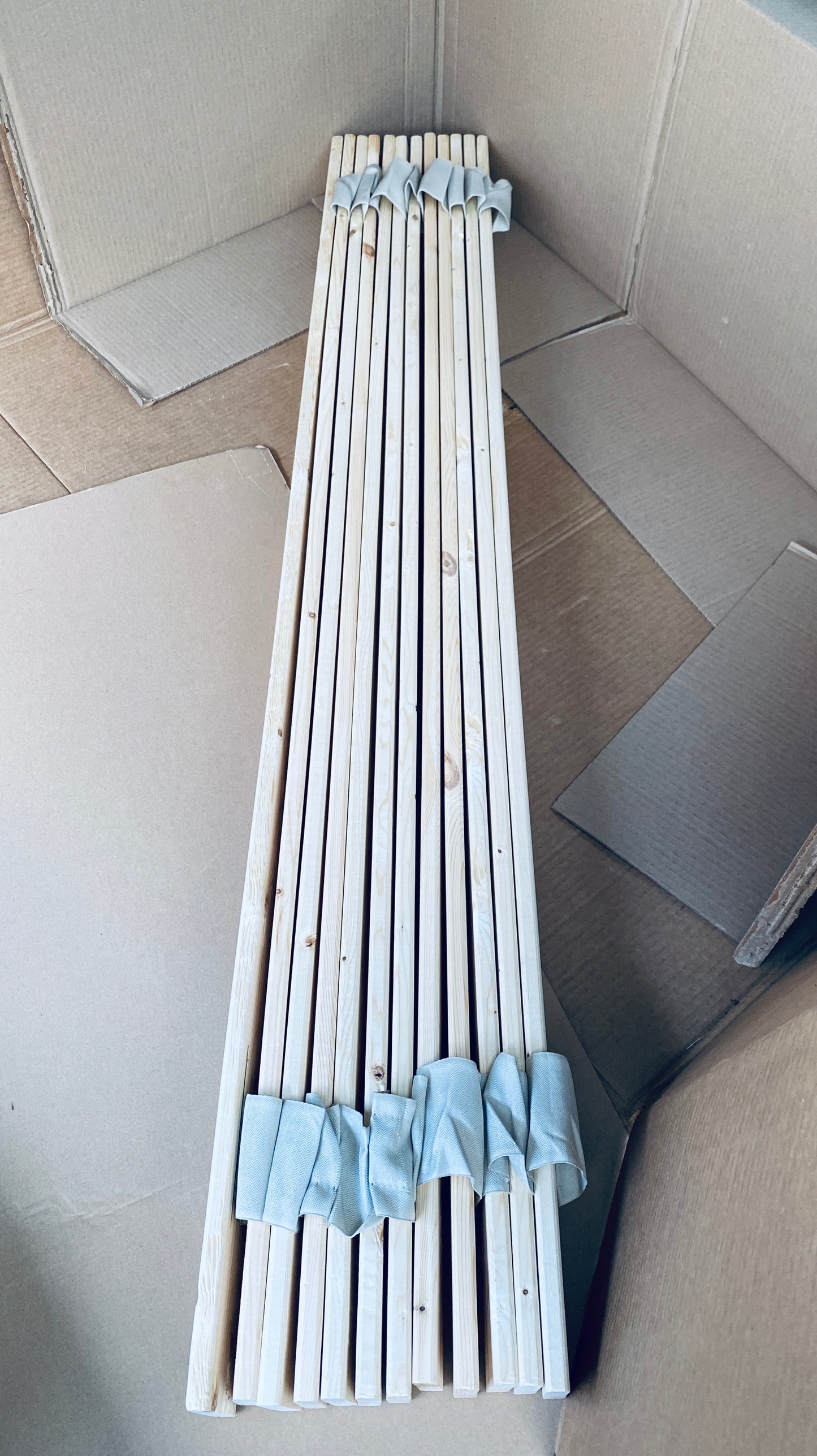 New Other Greaton Horizontal Wooden Board/Bed Slats, 78" x 60.5" x 0.68”