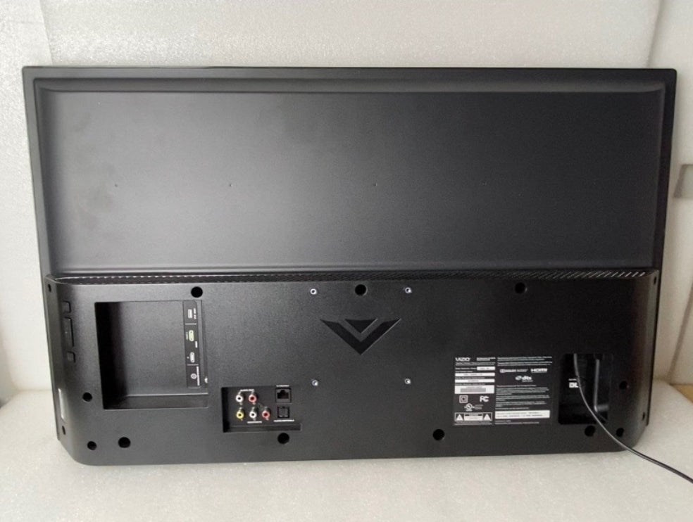 Like New VIZIO D-Series 720P 32” Class LED Smart TV, Black