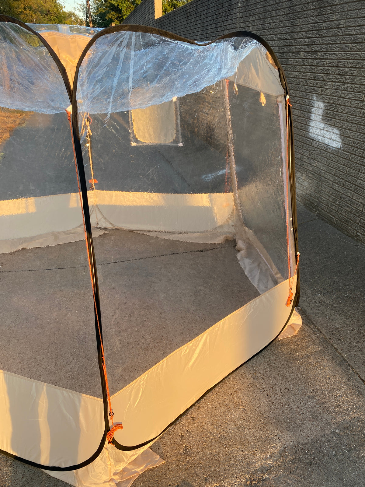 Like New VEVOR 10 x 9.2 ft Pop Up Clear Bubble Tent Waterproof & UV-Resistant