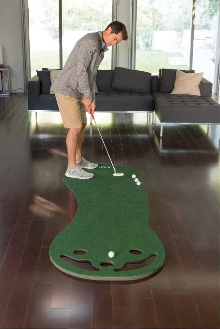 New SKLZ 9’ x 3’ Golf Practice Putting Mat, Green/Black