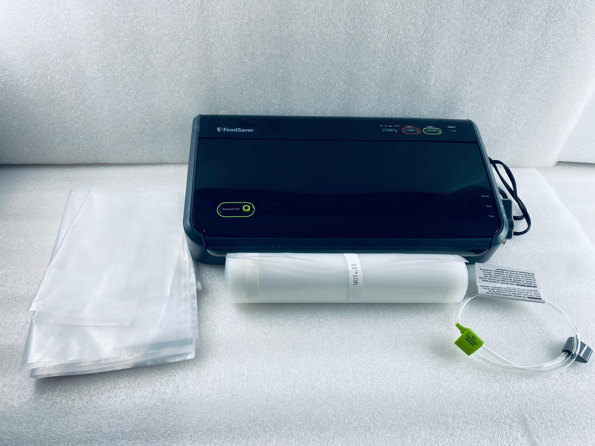 New Other FoodSaver One-Touch Vacuum Sealer Machine With Roll Storage & Cutter