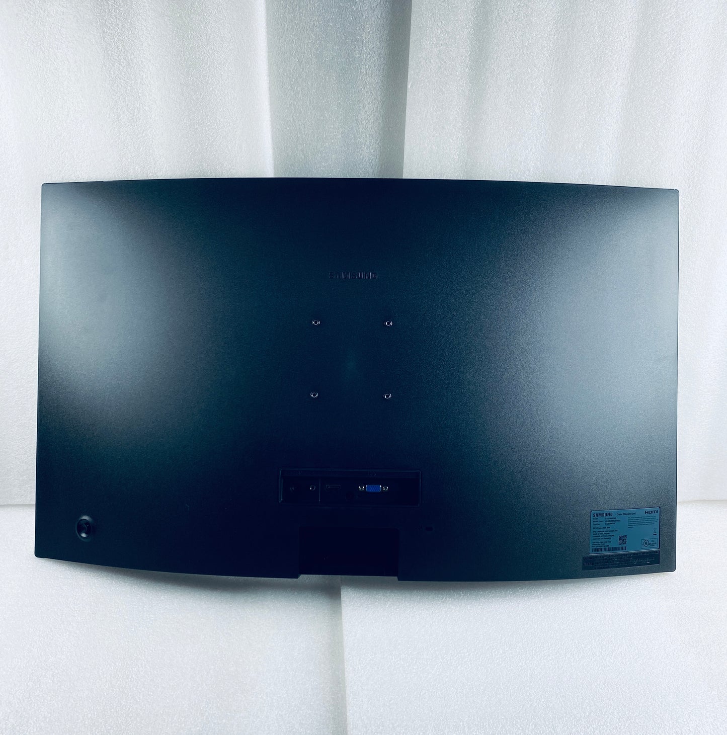 New Open Box Samsung 32” S3 FHD 100Hz Curved Gaming Monitor W/ Built-in Speakers