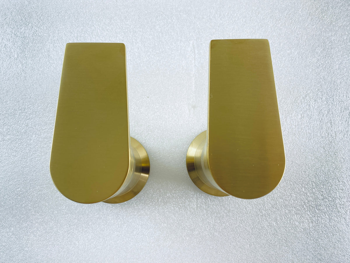 New Open Box KOHLER 10.0 GPM Hint Two-Handle Deck-Mount Bath Faucet Trim