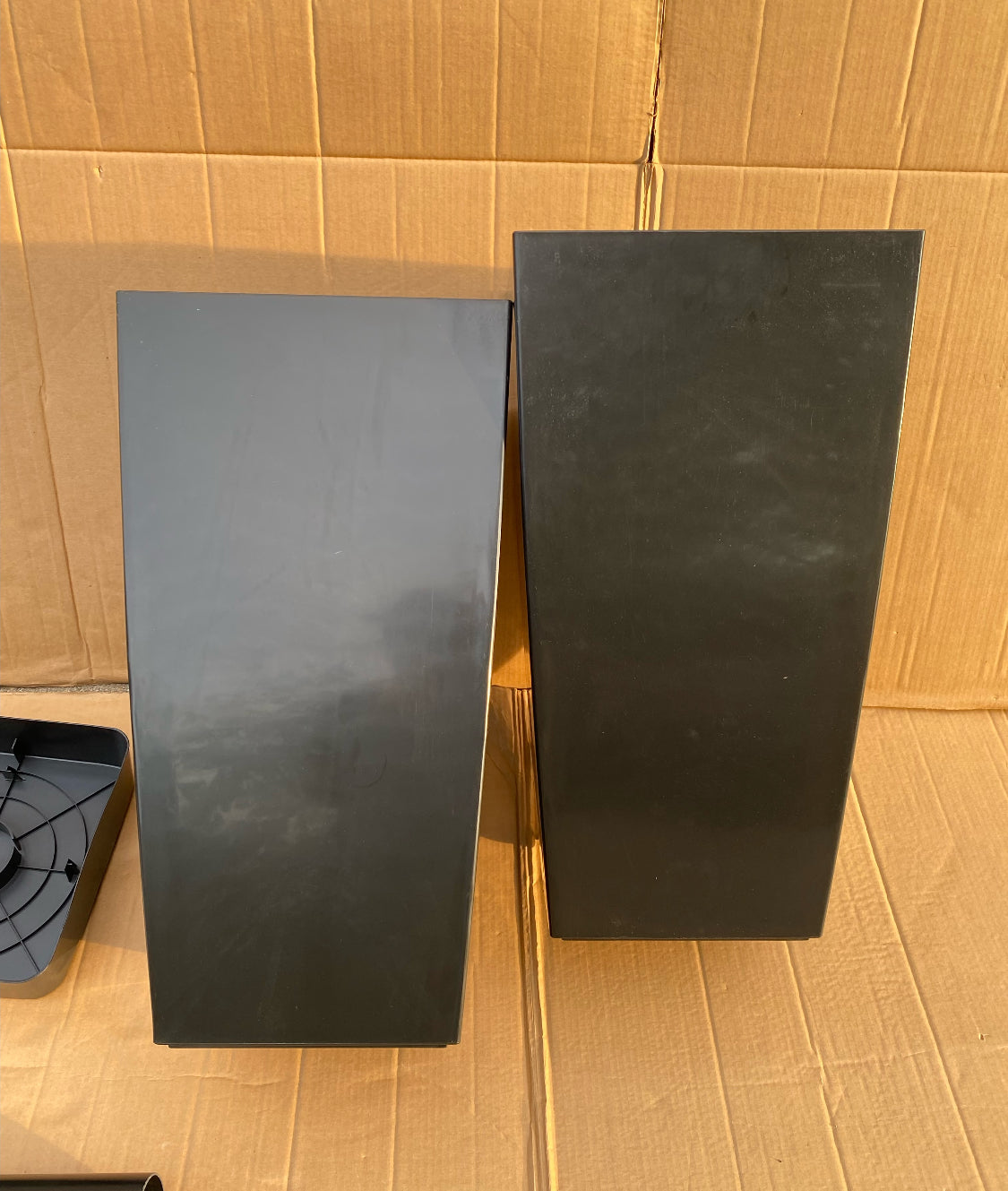 Set Of 2 – New Other Garvee 30" Planters With Level Monitor & Automatic Watering