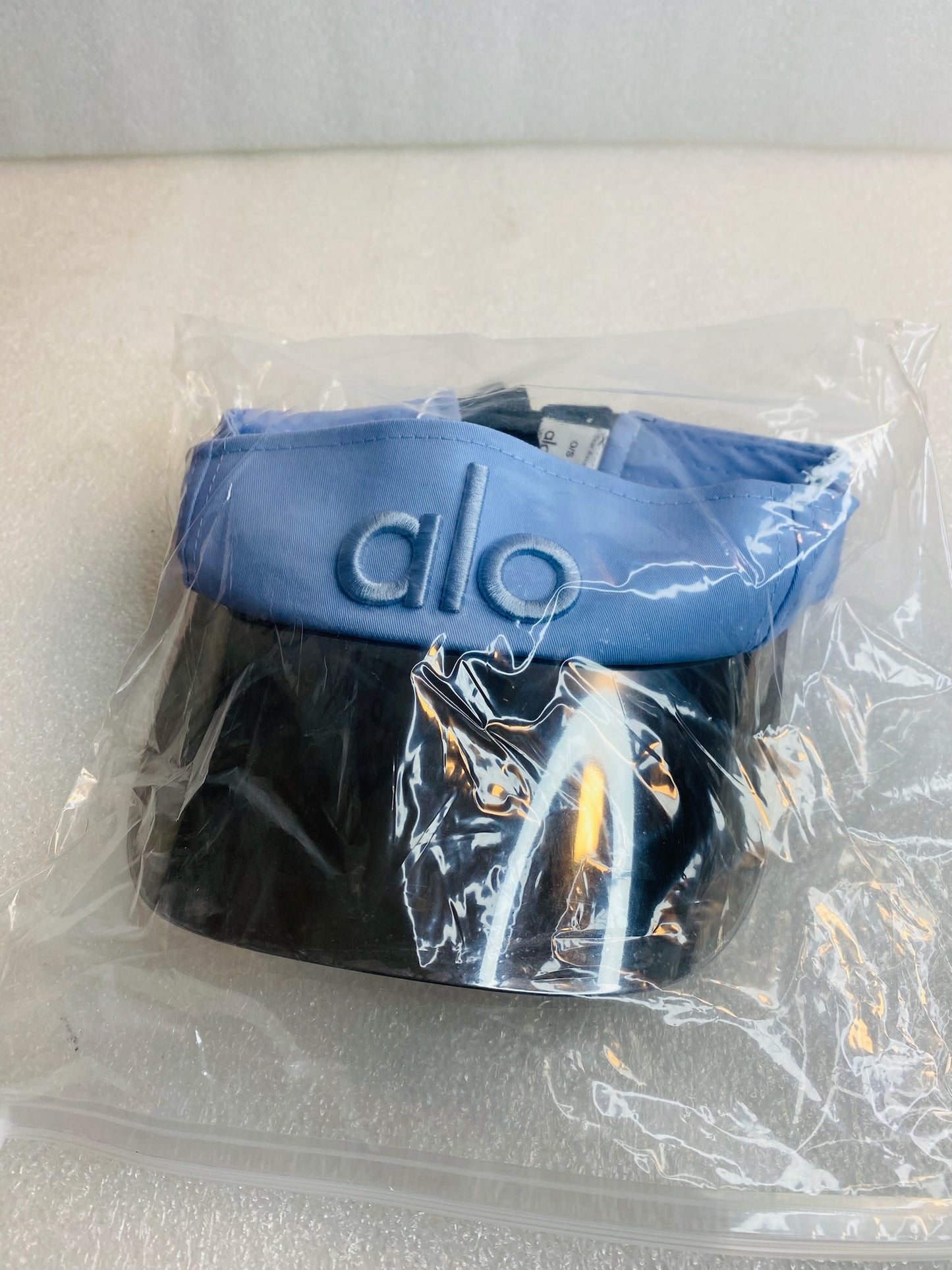 New Alo Yoga Solar Visor, One Size