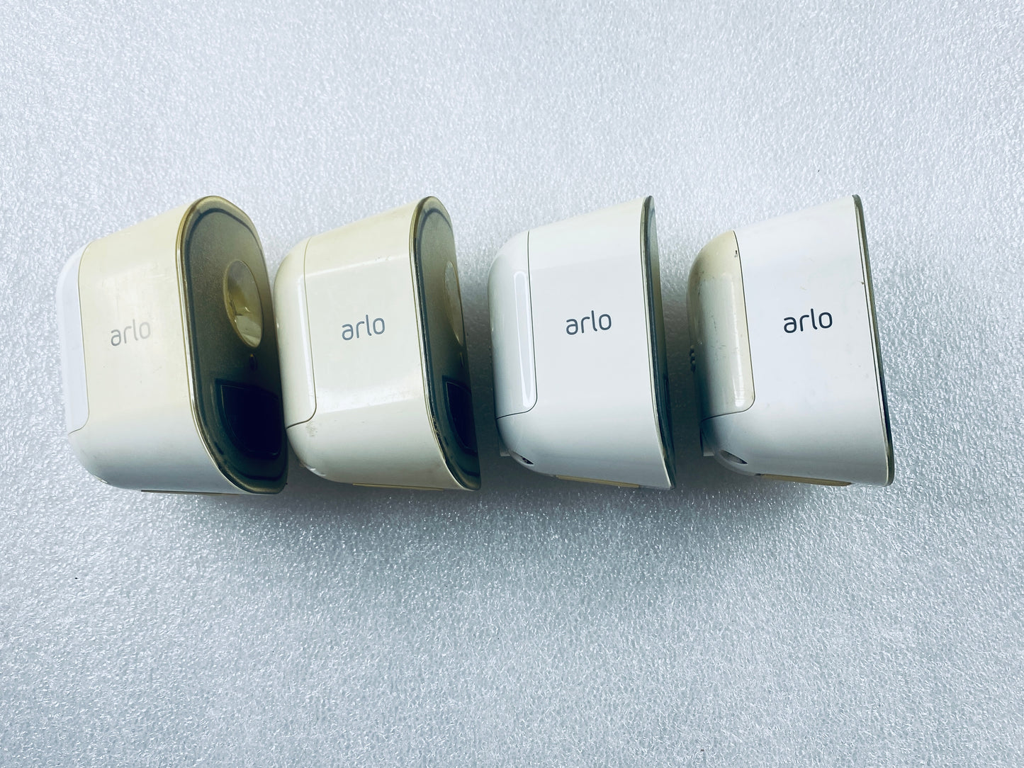 Lot Of 5–NetGear Arlo In/Outdoor Smart Security Lights With Base Station, White
