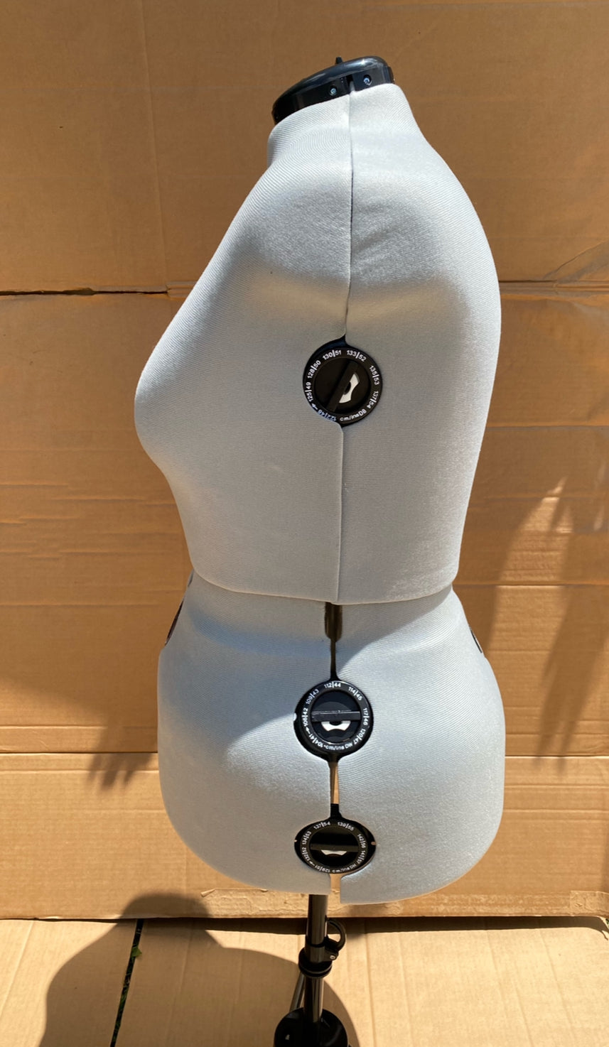 Dritz Twin-Fit Full-Figure Adjustable Dress Form Female Clothing Mannequin