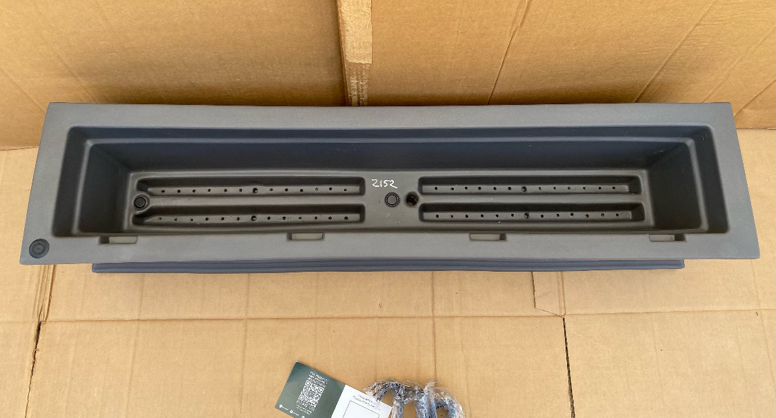 New Other Mayne Fairfield 4ft Self Watering Flower Window Box With Steel Mount