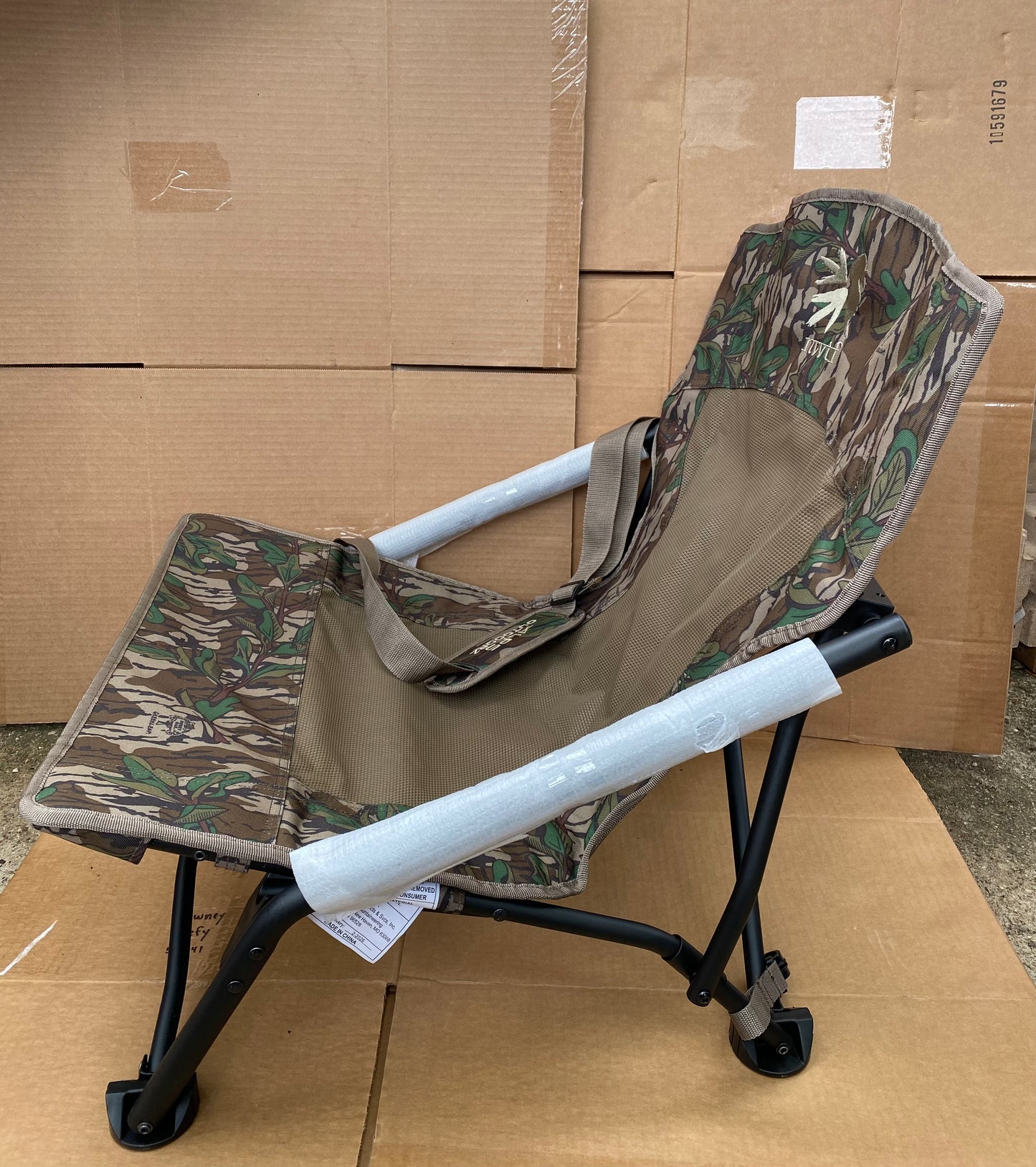New Other NWTF Vanish Low Profile Outdoor Turkey Chair With Carrying Bag, Camo