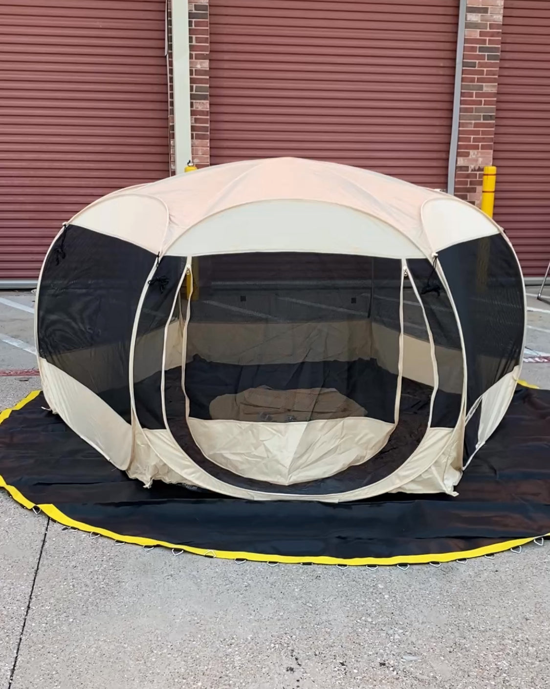 New Other EighteenTek XXLarge 10'x4.8'H Popup Portable Dog House, Beige