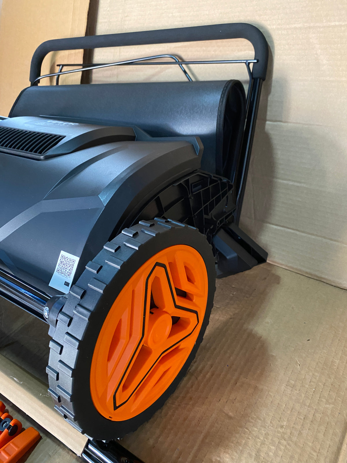 New Other VEVOR Push Lawn Sweeper 21" Leaf/Grass Collector 3.5 cu ft. Hopper Bag