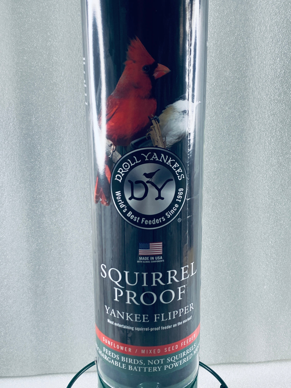 Droll Yankees Squirrel Proof Rechargeable 5lb Bird Feeder For Outdoors - (READ)