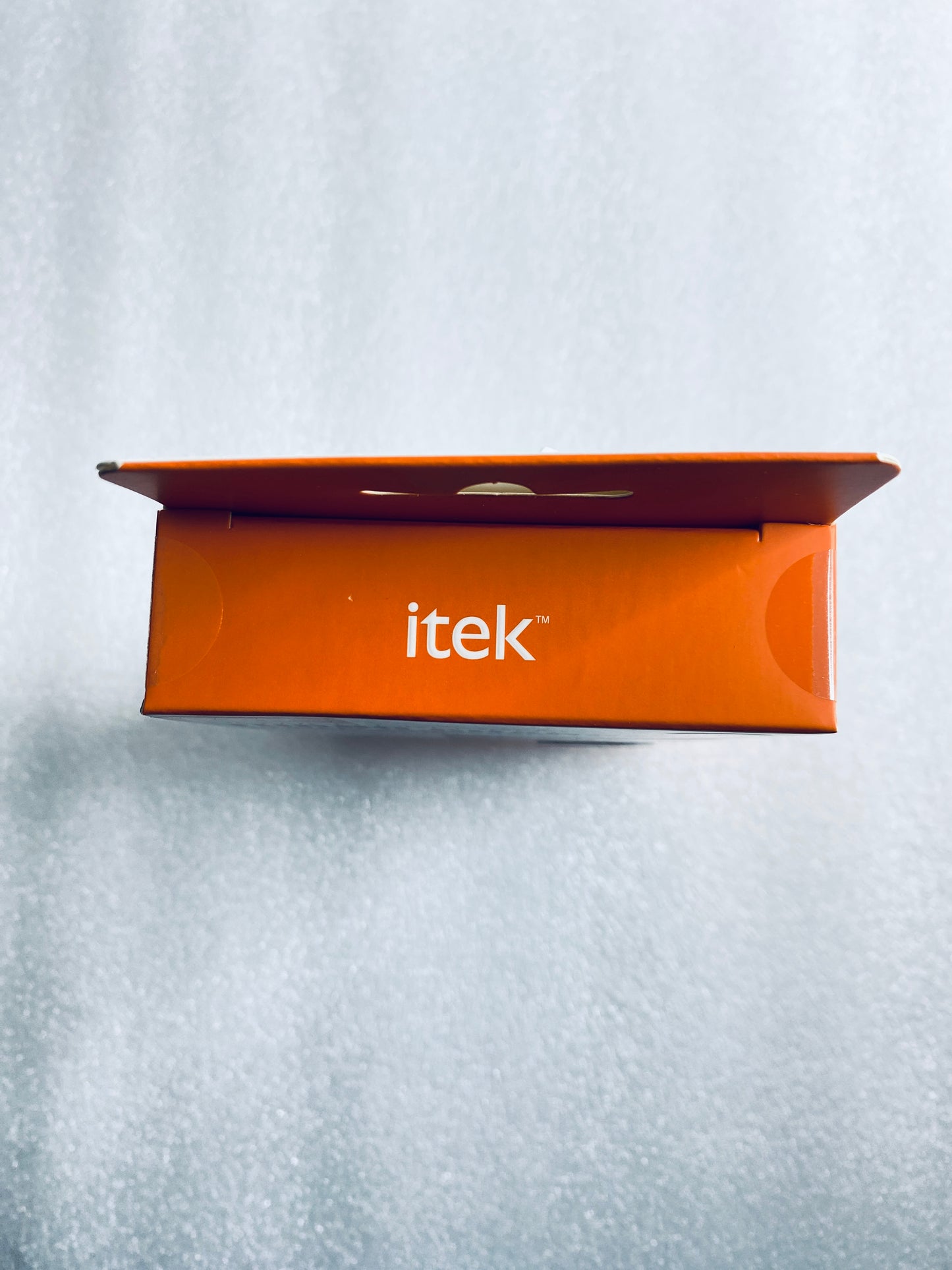 New Itek Power Delivery Turbo Charge 20 Watt 12,000mAh Power Bank, Black