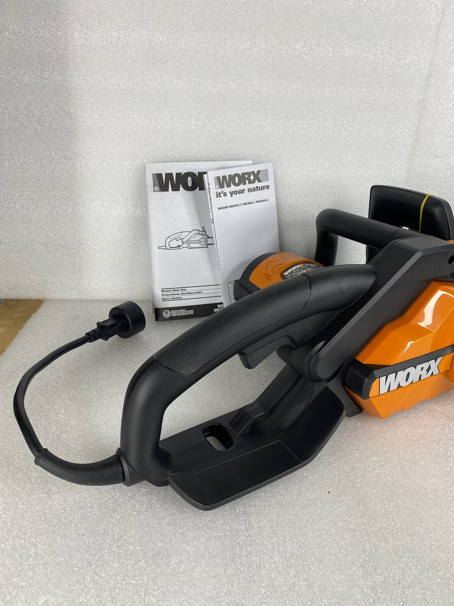 New Other Worx WG303.1 14.5 Amp 16" Electric Chainsaw