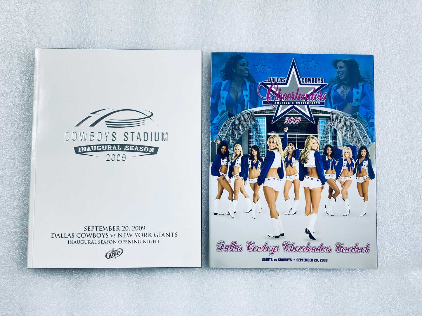 Dallas Cowboys Cheerleaders YearBook America's Sweethearts September, 2009