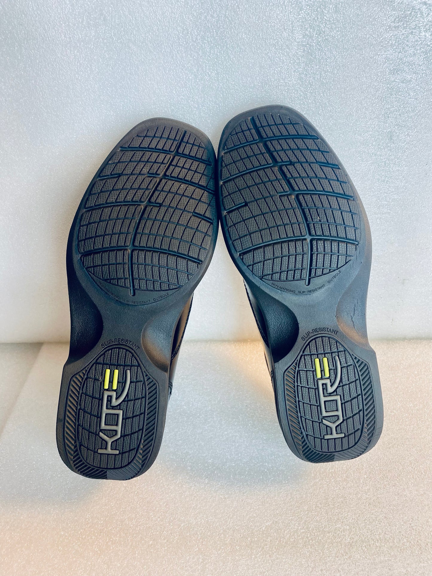 New Open Box Nunn Bush Bleeker Street Men's Bike Toe Slip On, Black, Size 7.5