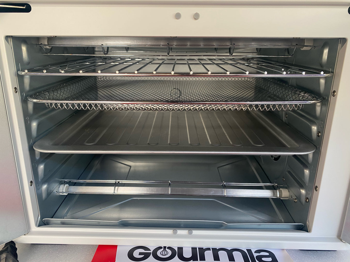 Like New Gourmia 27Qt French Door Air Fryer Oven With  FryForce 360°, White