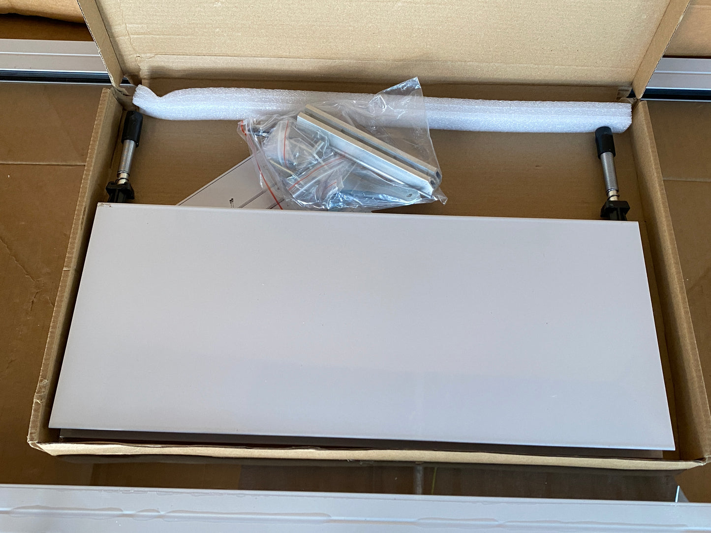 New Other VEVOR Dog Door For Sliding Glass Door W/ 75 7/8"-80 11/16" Height
