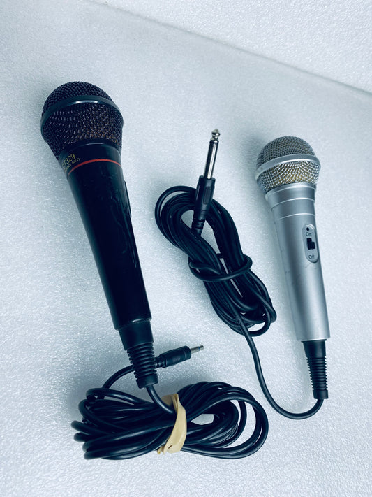 #33 - lot of 2 - Microphones (6.35mm Silver & 3.5mm Black), CT329 - (READ) - (IN CONDITION AS SHOWN)