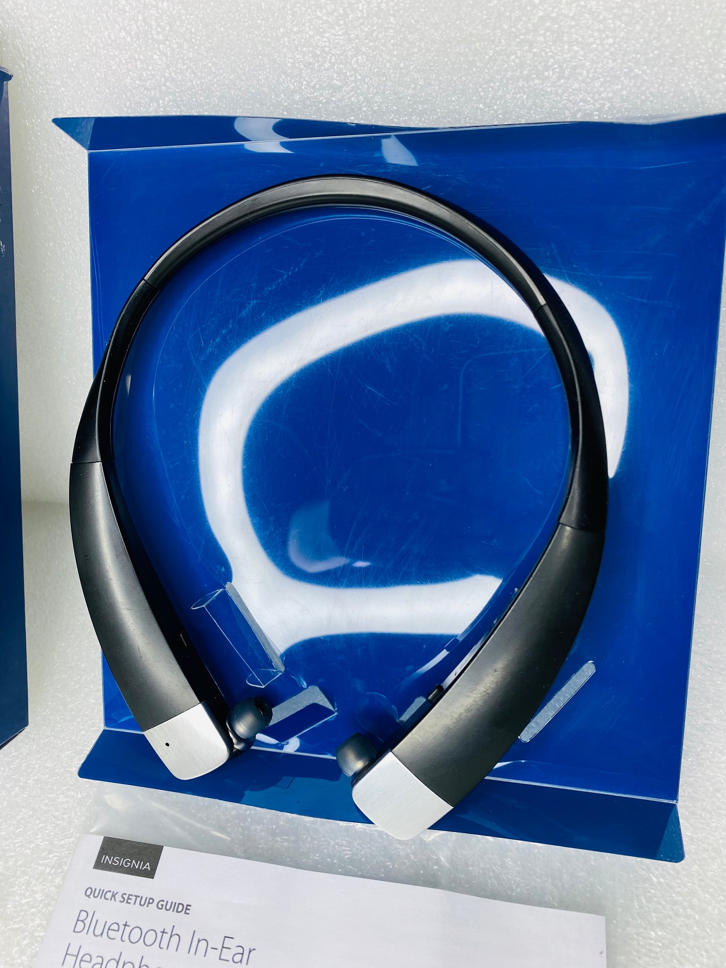 insignia Wireless Bluetooth In-Ear Headset W/Microphone, NS-CAHBTEB02-B – READ