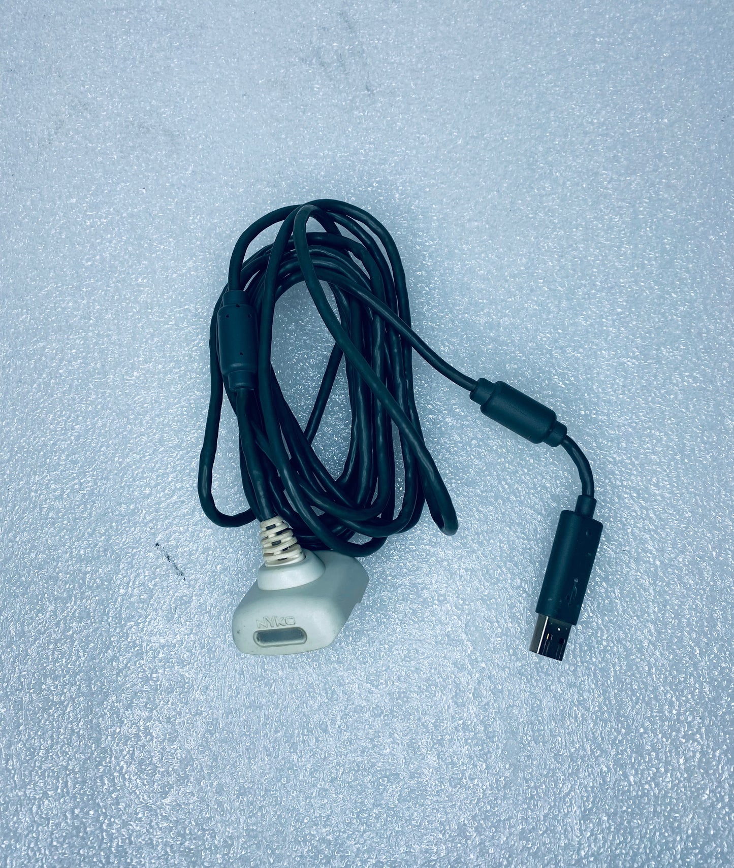 #23 - nyko Xbox 360 Play N' Charge Cable For Controllers 072410 4261 - (READ)  - (IN CONDITION AS SHOWN)
