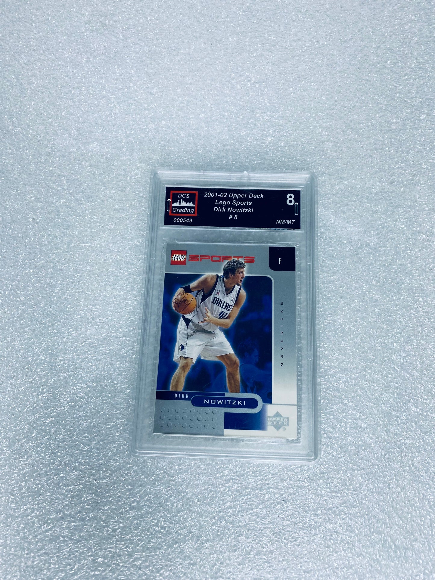 DCS Graded NM/MT - 2001-02 Upper Deck Sports, Dirk Nowitzki #8 Mavericks- (READ)