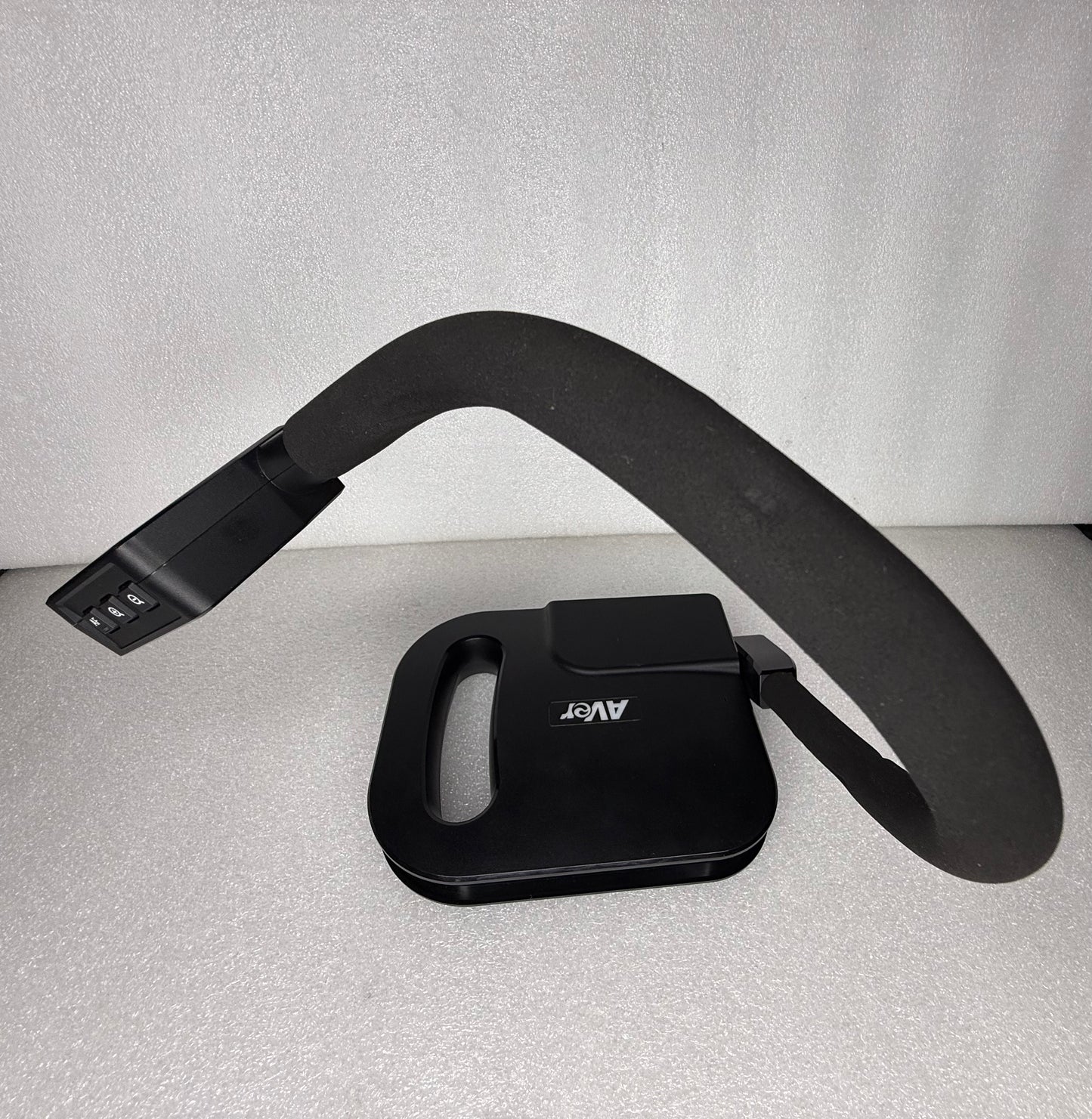 Aver AverVision 5V U70 Document Camera 4K/UHD 9.25" x 7.5" x 1.75", Black-(READ)