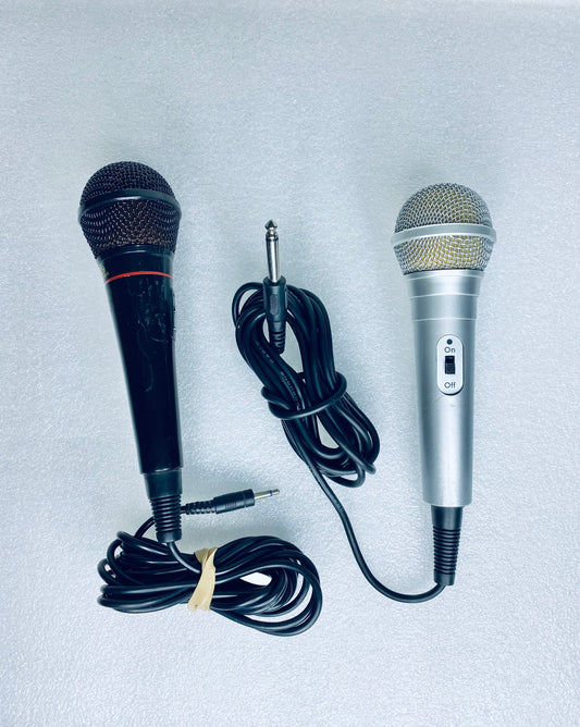 #33 - lot of 2 - Microphones (6.35mm Silver & 3.5mm Black), CT329 - (READ) - (IN CONDITION AS SHOWN)