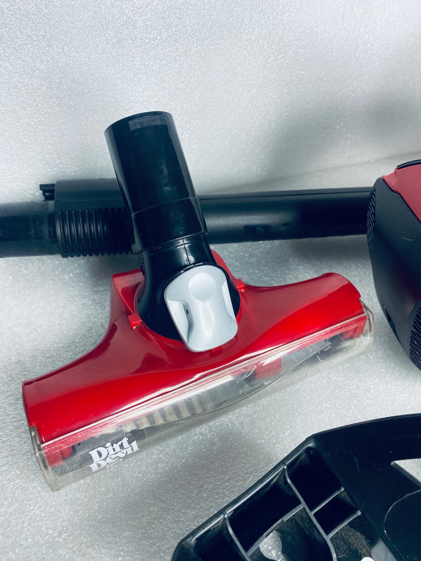 dirt Devil Reach Cordless 24V Lithium Max Multi Vacuum, Red/Black, BD22522- READ