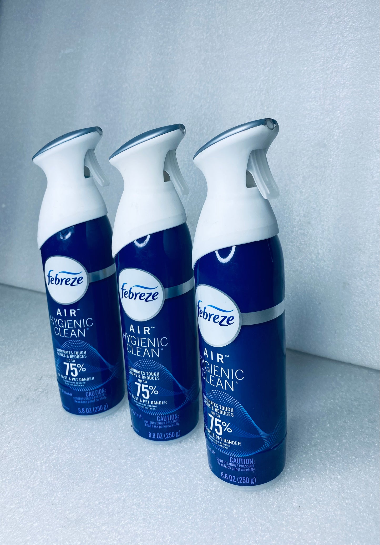 #15 - lot of 3 New - Febreze Air Hygienic Clean 8.8 oz. Clean Splash - (READ) - (IN CONDITION AS SHOWN)