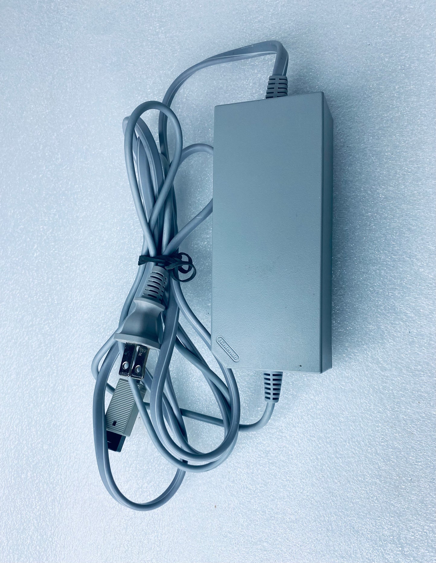#26 - nintendo Wii AC Adapter Power Supply 12V, RVL-002, Gray - (READ) - (IN CONDITION AS SHOWN)