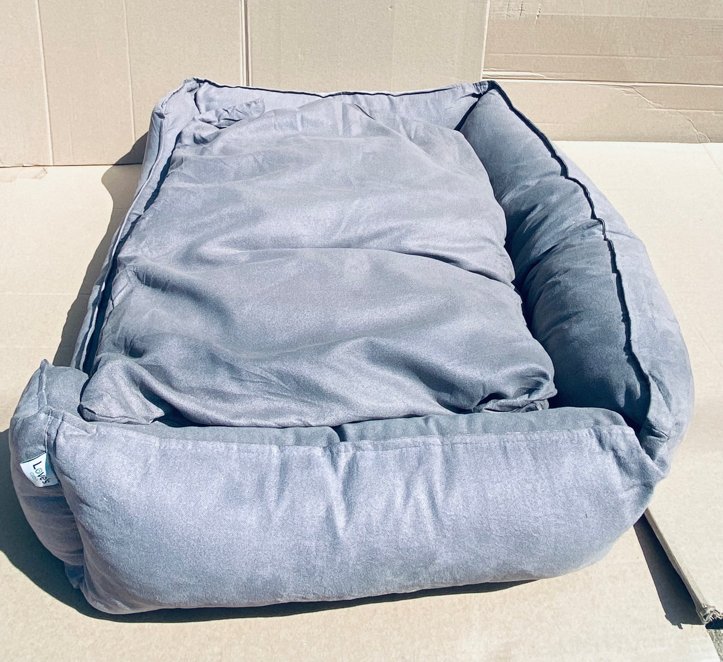 #78 - open Box - Loves Cabin Pet Bed 3XL Gray, 39.3" x 27.6" x 6.3" - (READ) - (IN CONDITION AS SHOWN)