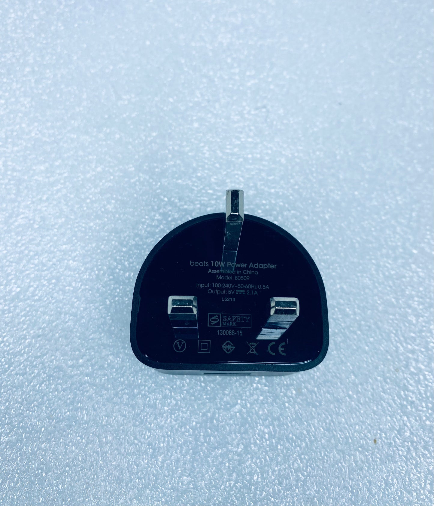 Beats By Dr Dre 10W 2" Power Adapter 5V, UK Version L5213, B0509, Black - (READ)