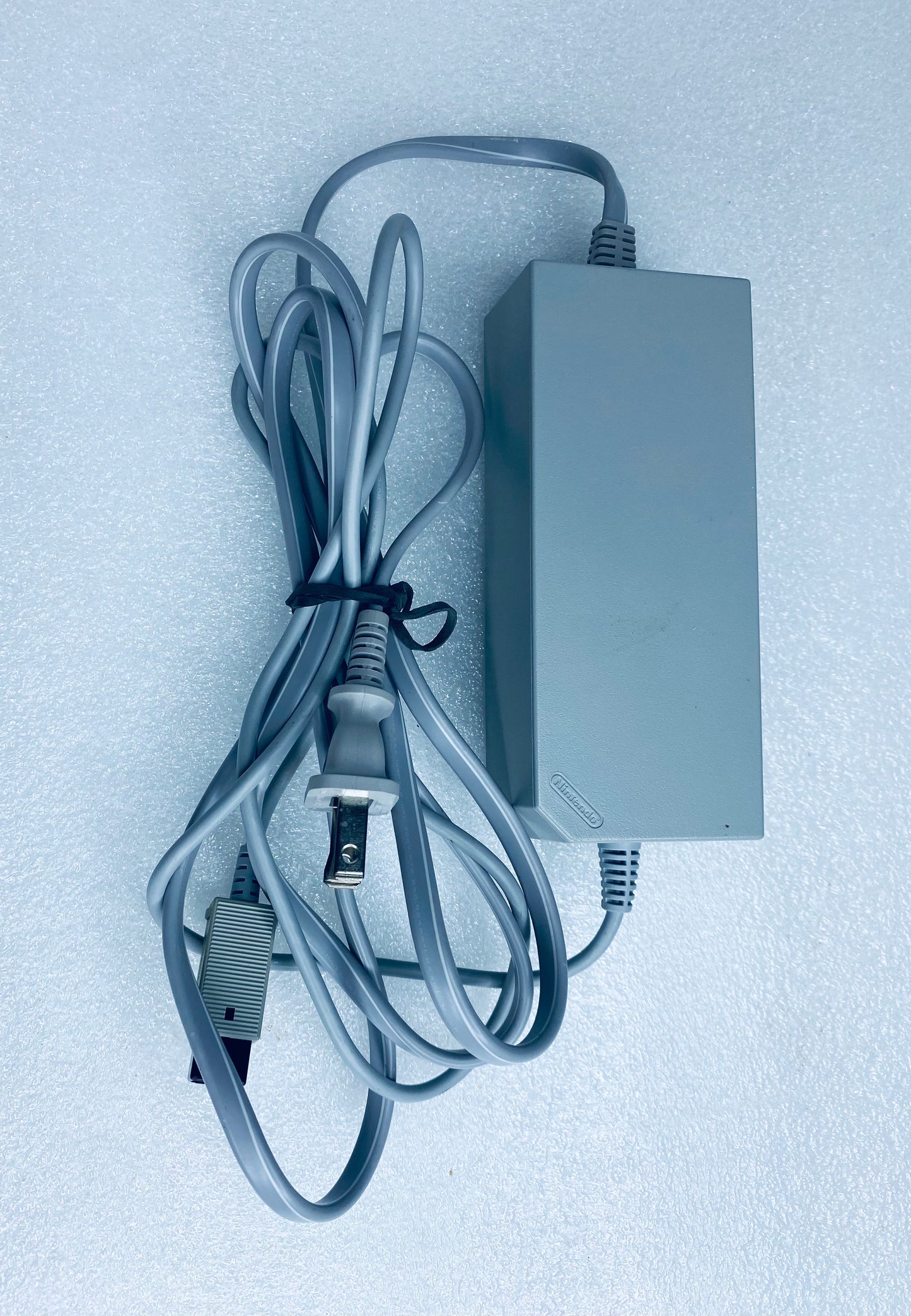 #26 - nintendo Wii AC Adapter Power Supply 12V, RVL-002, Gray - (READ) - (IN CONDITION AS SHOWN)