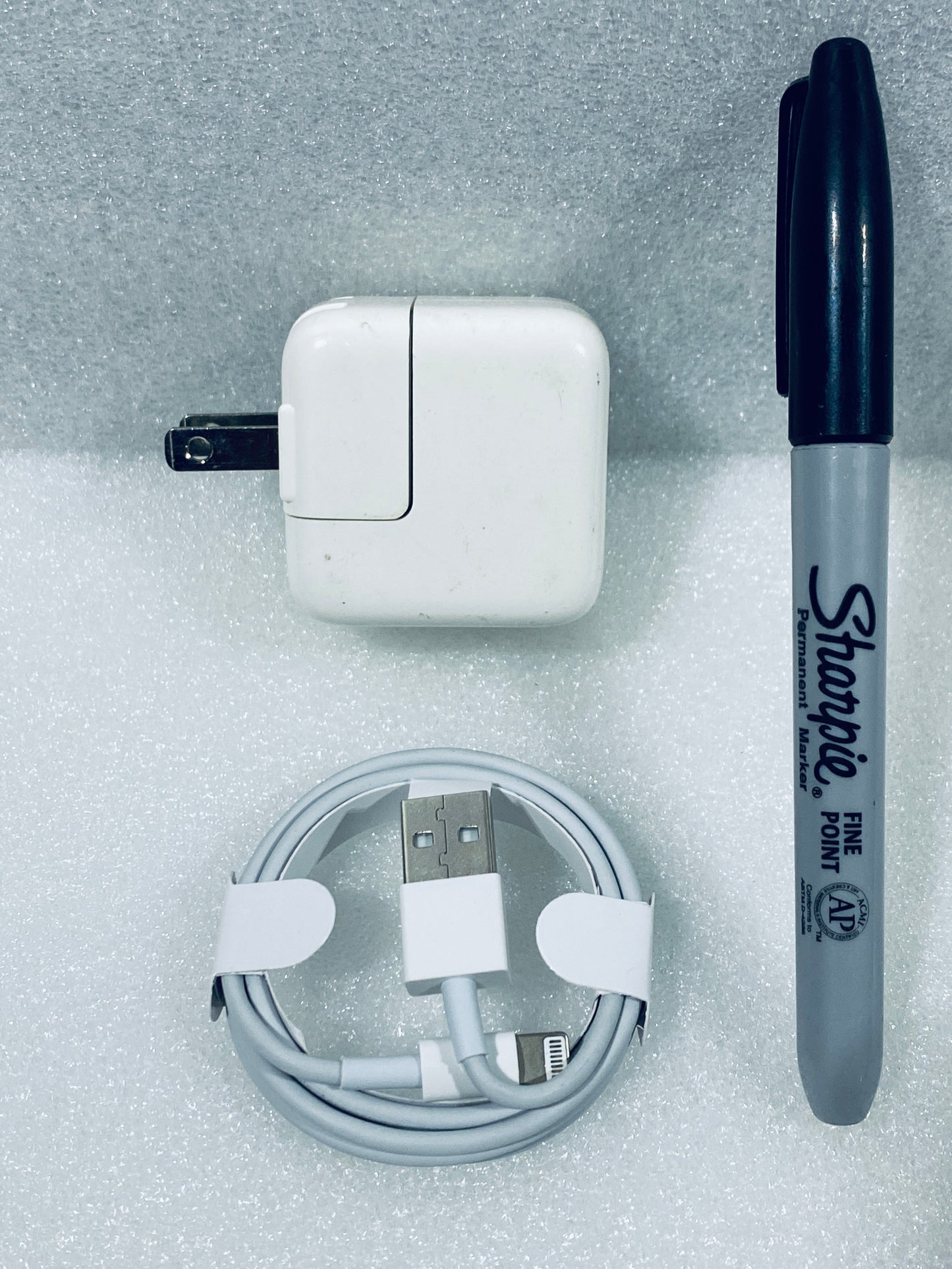 #88 - Original/OEM Apple 10W USB AC Power Adapter/Charger Brick, A1357 & Lightning Cable - (IN CONDITION AS SHOWN) - (READ)