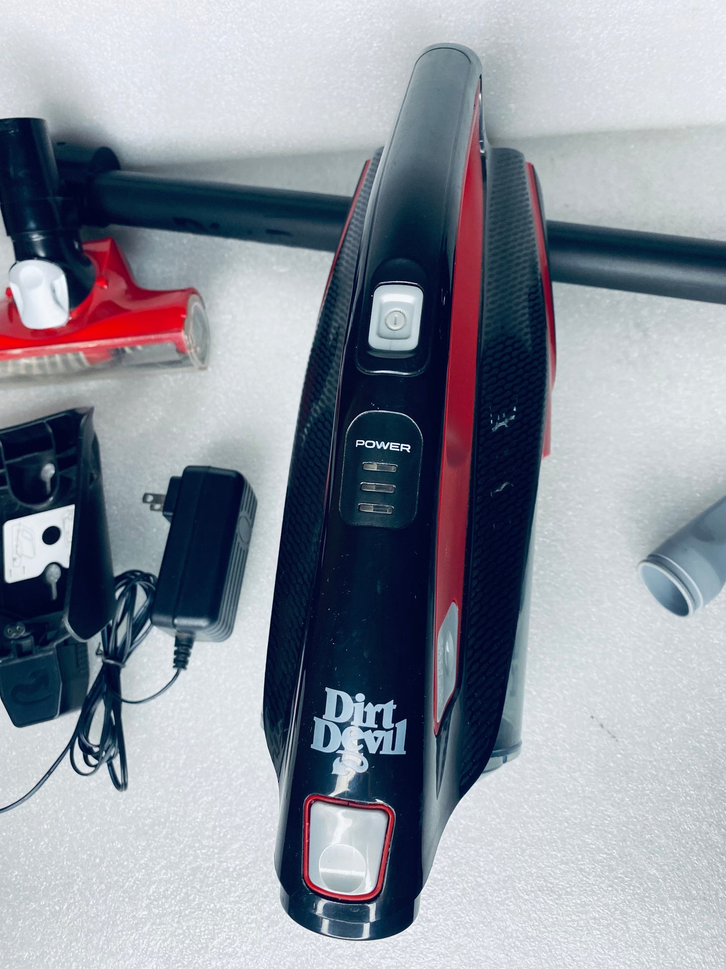 dirt Devil Reach Cordless 24V Lithium Max Multi Vacuum, Red/Black, BD22522- READ
