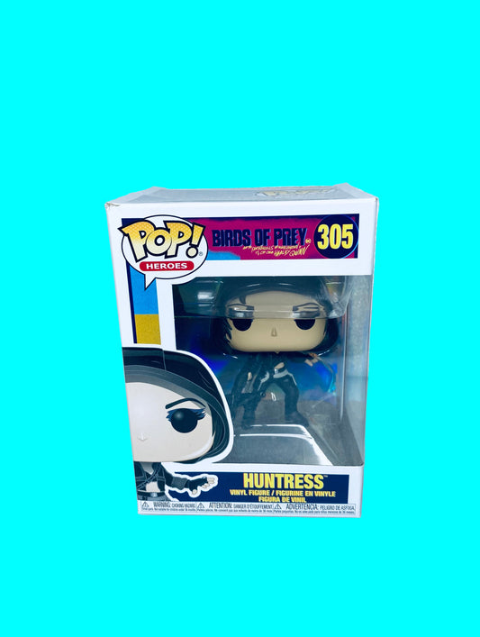 #18 - new - Pop! Heroes Birds Of Prey Huntress Vinyl Figure 305 - (READ) - (IN CONDITION AS SHOWN)